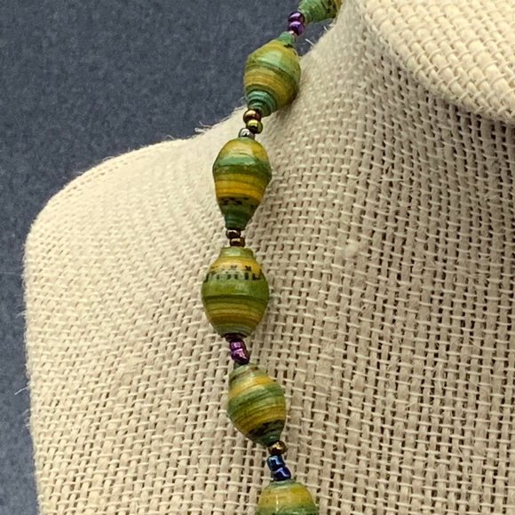 Green Yellow Rolled Paper Necklace Blue Purple Iridescent Seed Bead - Picture 2 of 8